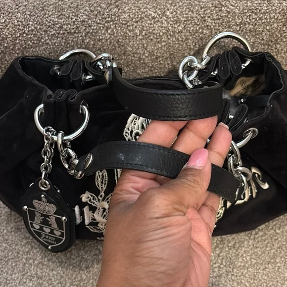 Juicy Couture Black Shoulder Bag with Silver Chain Details - Picture 3 of 5